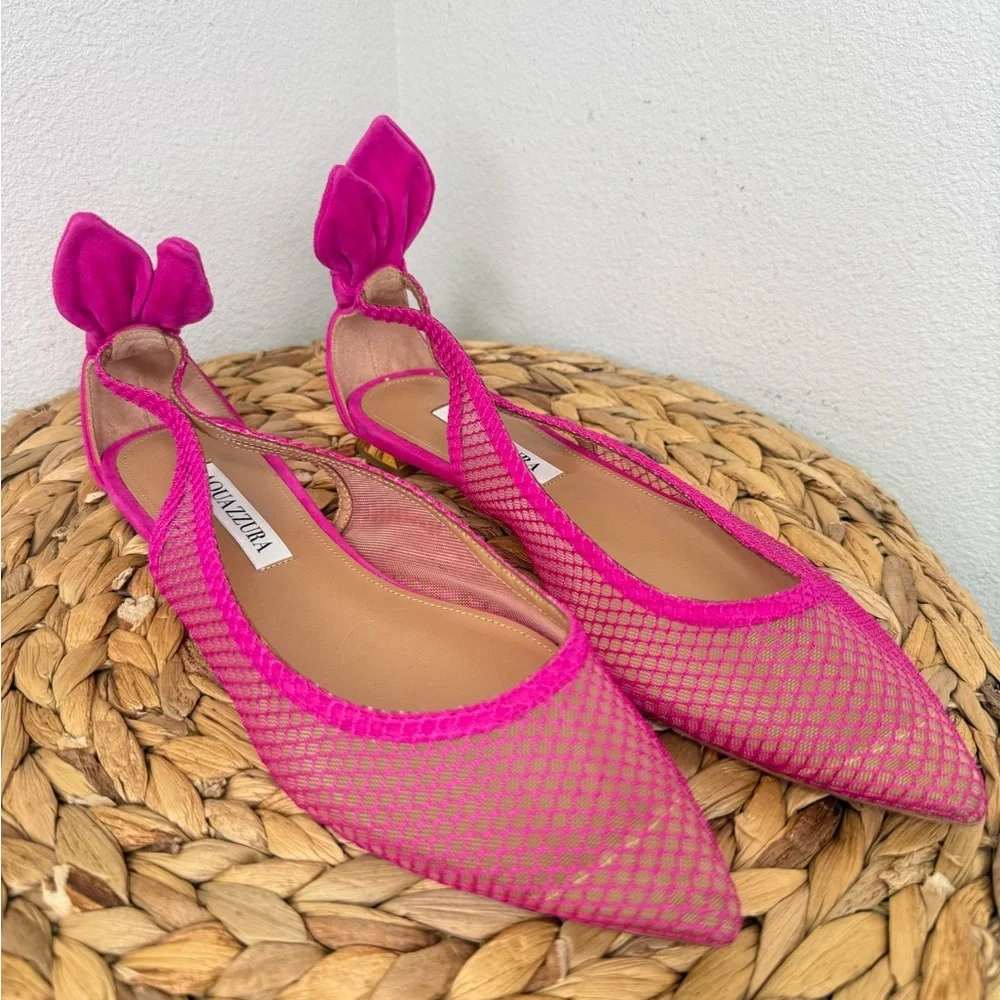 Aquazzura point flat